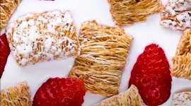 Tricks Advertisers Use To Make Food Look Delicious