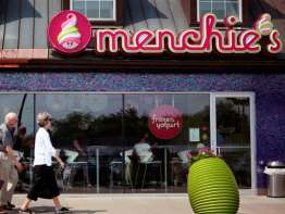 Menchie's Frozen Yogurt store