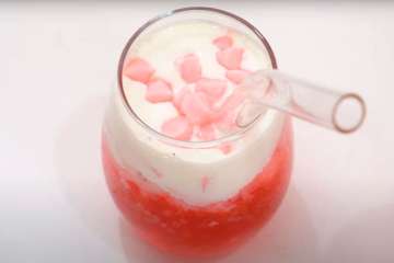 How To Make Strawberry Fruit Tea