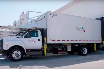 How American Airlines Makes 15,000 Meals A Day