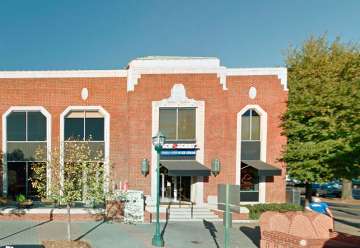 Ben Jerry S Hours 201 Broad St Chattanooga Tn 37402 Map