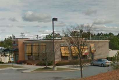 Applebee's, 100 Wells St