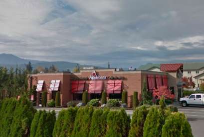 Applebee's, 130 River Rd