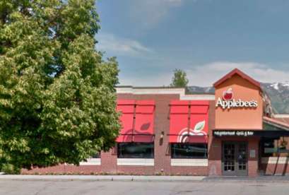 Applebee's, 1622 Woodland Park Dr