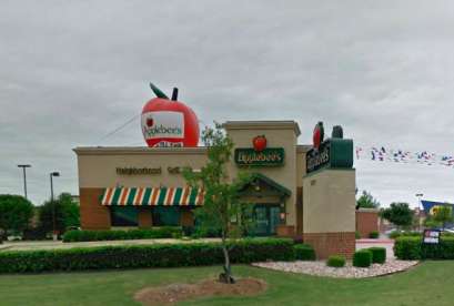 Applebee's, 2021 Highway 287 N