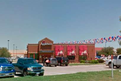 Applebee's, 216 W Katherine P Raines Rd
