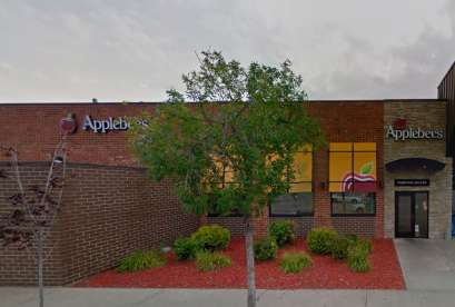 Applebee's, 2410 Roosevelt Rd Pne