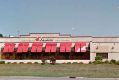 Applebee's, 2521 S Green Bay Rd