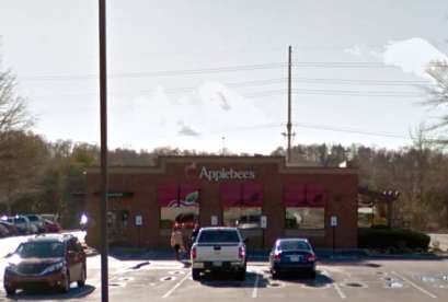 Applebee's, 2912 Knoxville Center Dr