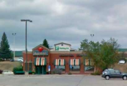 Applebee's, 301 N 27th St