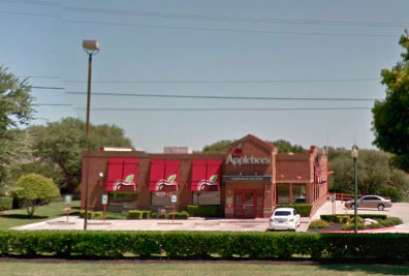 Applebee's, 350 S Interstate 35