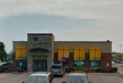 Applebee's, 4311 8th St S