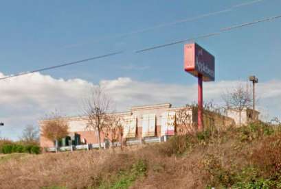 Applebee's, 4510 Challenger Ave