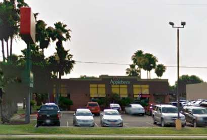 Applebee's, 4601 N 10th St