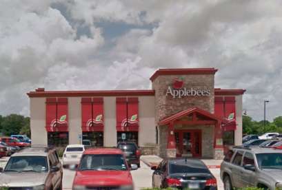 Applebee's, 5103 Fairmont Pkwy