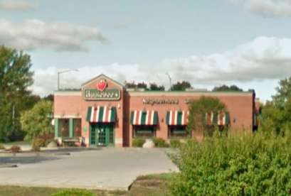 Applebee's, 7135 S 13th St