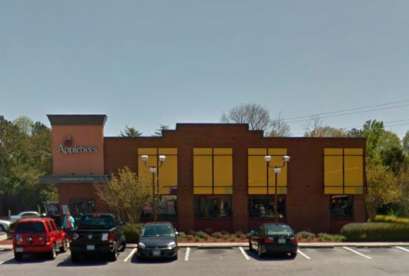 Applebee's, 808 Lynnhaven Pkwy