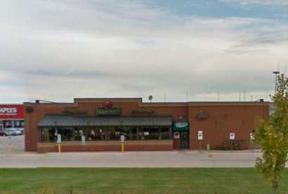 Applebee's, 841 W Johnson St
