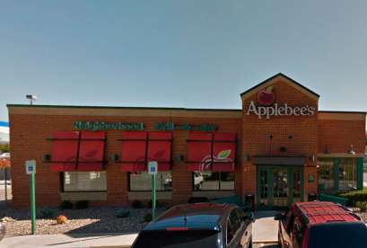 Applebee's, 870 N Lee Hwy