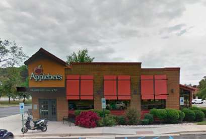 Applebee's, 9601 W Broad St