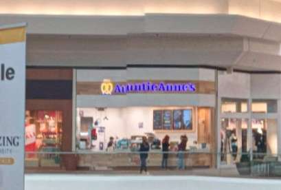 Auntie Anne's, 5300 S 76th St, Ste 1270