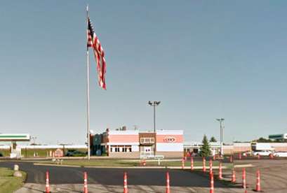 A&W Restaurant, 1501 W Main Ave