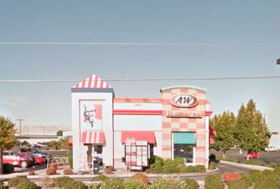 A&W Restaurant, 1928 Yakima Valley Hwy