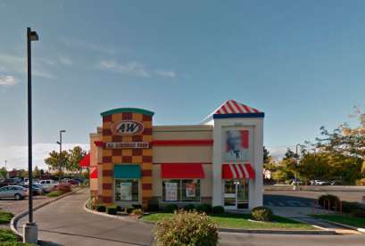 A&W Restaurant, 2210 W Court St