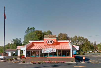 A&W Restaurant, 248 E Main St