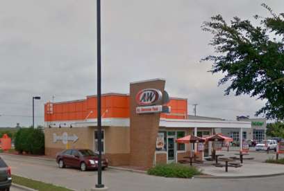 A&W Restaurant, 3801 E Calumet St