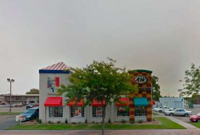 A&W Restaurant, 411 E 3rd Ave
