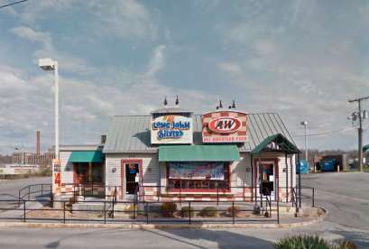 A&W Restaurant, 509 W Elk Ave