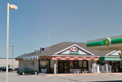 A&W Restaurant, 811 Old Green Lake Rd