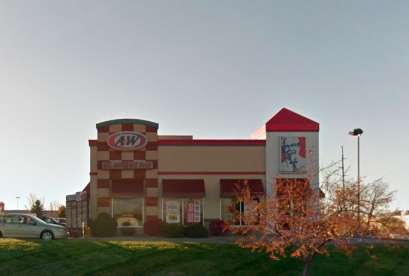 A&W Restaurant, 900 US Highway 12