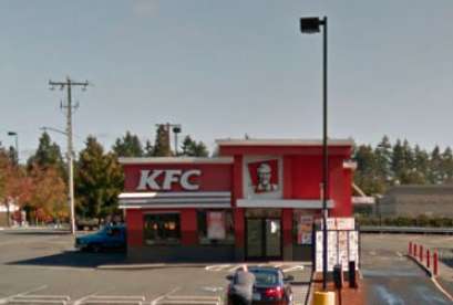 KFC, 13450 Aurora Ave N