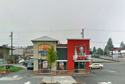 KFC, 2702 Broadway