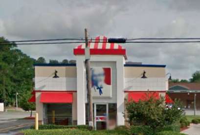 KFC, 2800 Airline Blvd