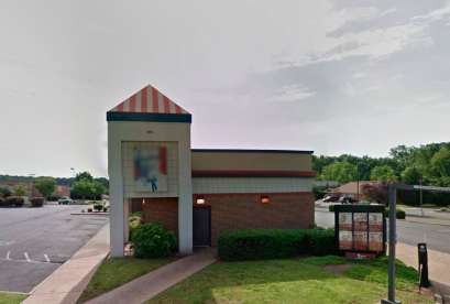 KFC, 2838 Jefferson Davis Hwy