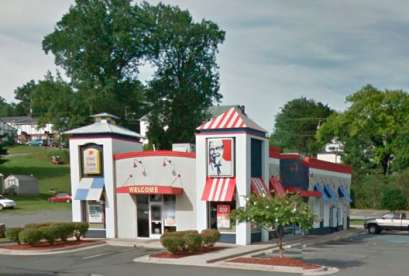 KFC, 320 N Madison Rd