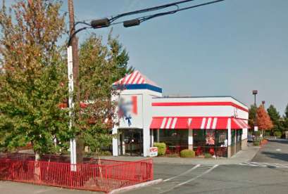 KFC, 7407 Evergreen Way