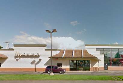 McDonald's, 100 16th St SE