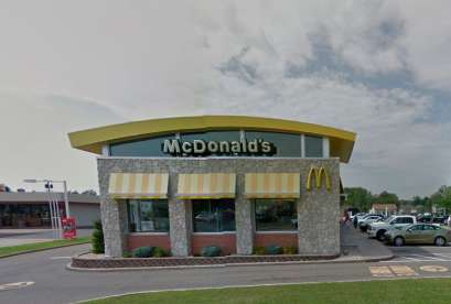 McDonald's, 2128 8th St S