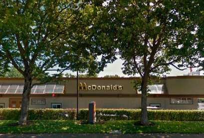McDonald's, 2400 SE 165th Ave