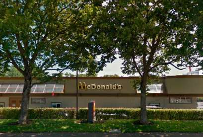 McDonald's, 2400 SE 165th Ave