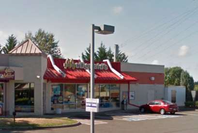 McDonald's, 3209 NE 4th St