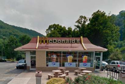 McDonald's, 3303 MacCorkle Ave SE