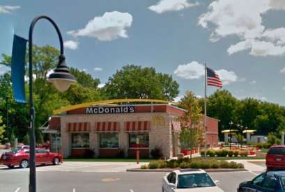 McDonald's, 6000 S 108th St