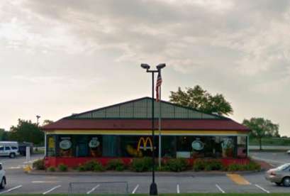 McDonald's, S71W23460 National Ave