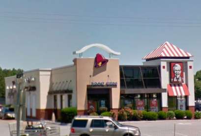 Taco Bell, 107 E Cloverleaf Dr