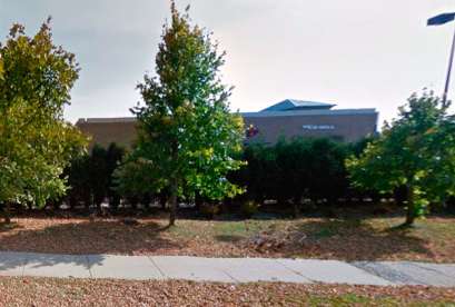 Taco Bell, 150 W Holt Ave